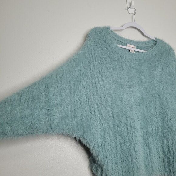 If It Were Me soft blue furry preppy clean girl feminine sweater size medium - Picture 3 of 7